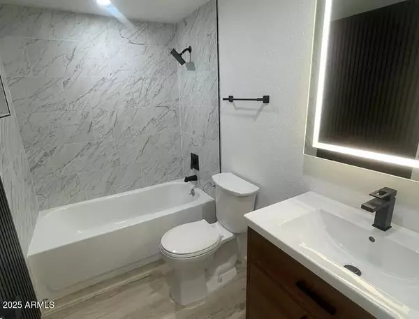 Scottsdale, AZ 85251,7870 E CAMELBACK Road #210