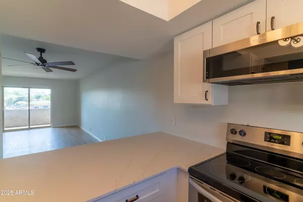 Phoenix, AZ 85032,4150 E Cactus Road #216