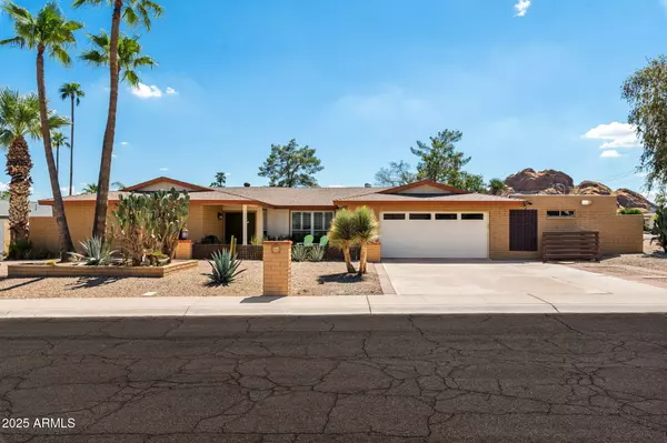 6001 E EDGEMONT Avenue, Scottsdale, AZ 85257