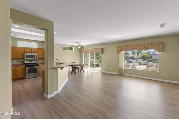 Surprise, AZ 85374,17451 N SADDLE RIDGE Drive