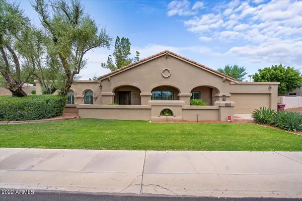 8326 E VIA DE LA LUNA --, Scottsdale, AZ 85258