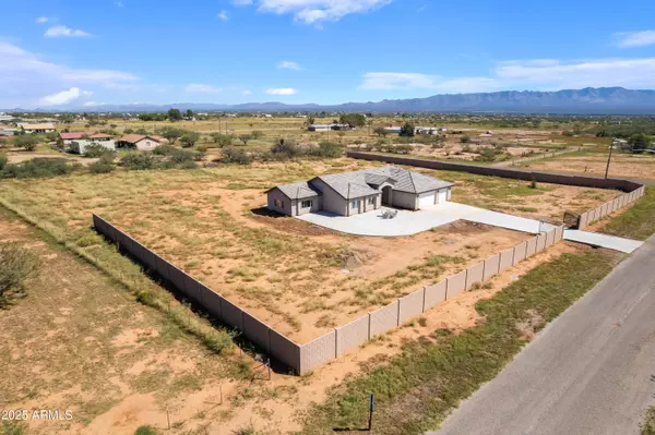 Hereford, AZ 85615,8373 E SUNWING RIDGE Drive