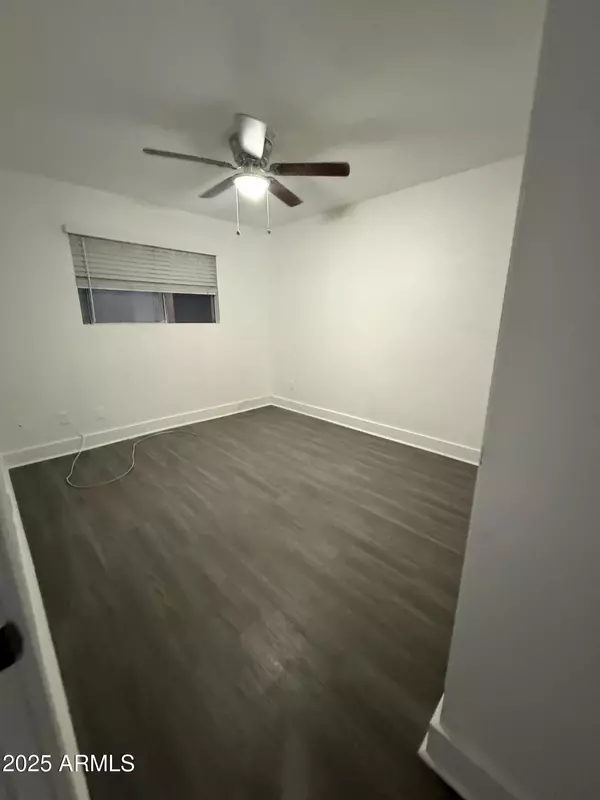 Phoenix, AZ 85032,18202 N CAVE CREEK Road #157