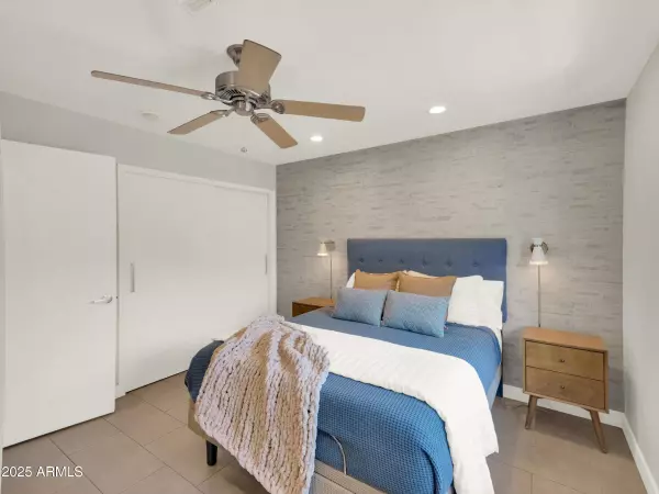 Phoenix, AZ 85016,1850 E MARYLAND Avenue #64