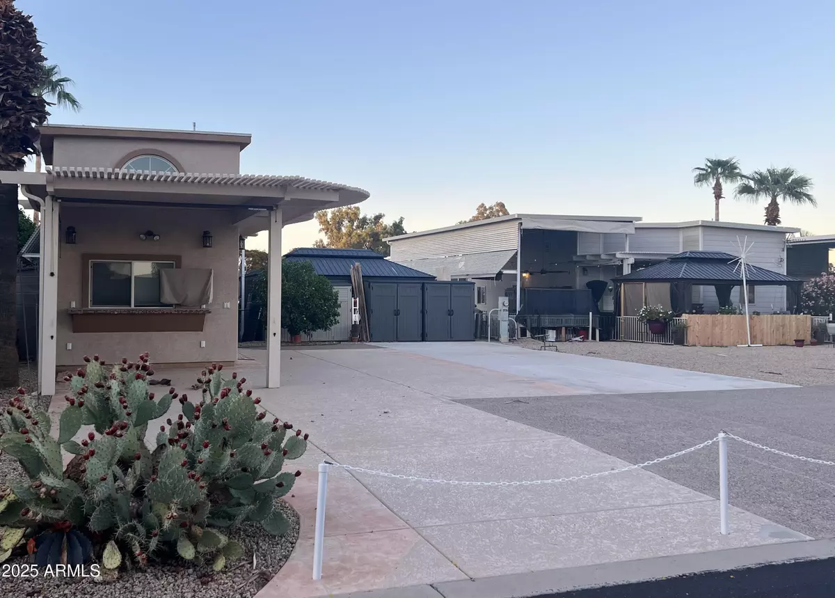 Surprise, AZ 85374,17200 W BELL Road #1776