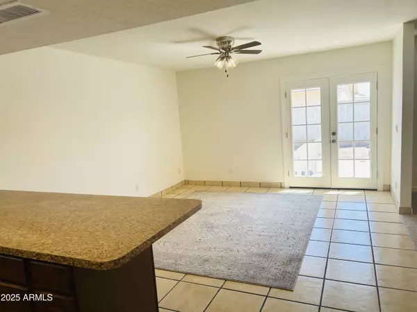 Gilbert, AZ 85233,323 W OLIVE Avenue