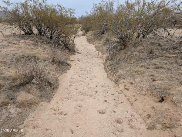 Casa Grande, AZ 85194,0 W Woodruff Road #--