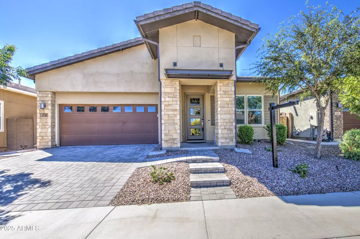 Tempe, AZ 85284,9342 S WALLY Avenue