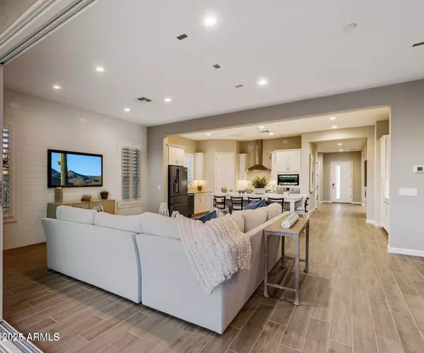Phoenix, AZ 85041,10039 S 23RD Drive