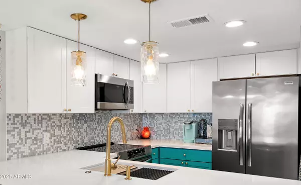 Tempe, AZ 85281,122 S HARDY Drive #8