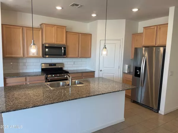 Maricopa, AZ 85138,40552 W HENSLEY Way