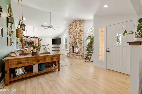 Sedona, AZ 86351,25 Miner Circle