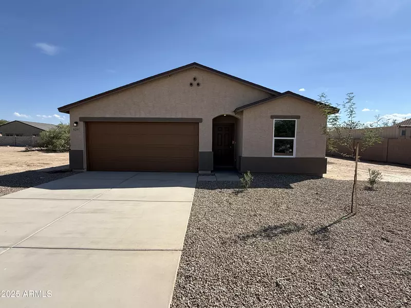 9200 W DEBBIE Lane, Arizona City, AZ 85123