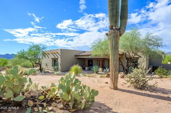 Carefree, AZ 85377,8930 E CAVE CREEK Road