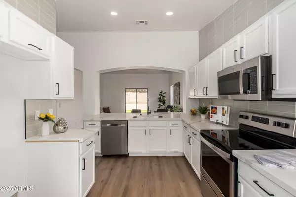 Buckeye, AZ 85326,23996 W HIDALGO Avenue