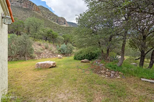Hereford, AZ 85615,68 E FOLKLORE Trail