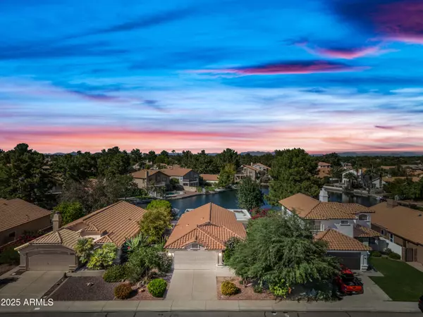 1574 W MAPLEWOOD Street, Chandler, AZ 85286