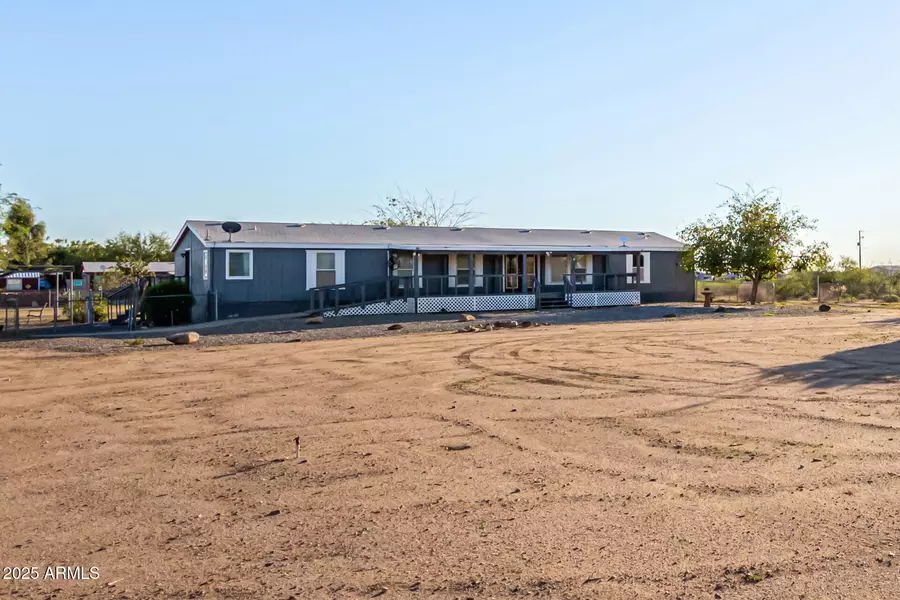 21137 W DOVE VALLEY Road, Wittmann, AZ 85361