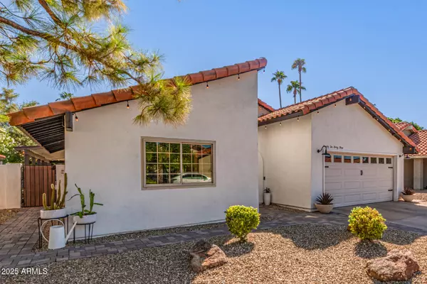 Mesa, AZ 85202,2243 W KIOWA Circle