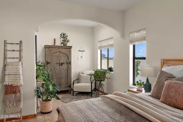 Phoenix, AZ 85086,37216 N 15th Avenue