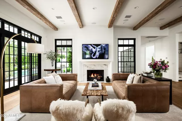 Phoenix, AZ 85018,4536 N 49TH Place