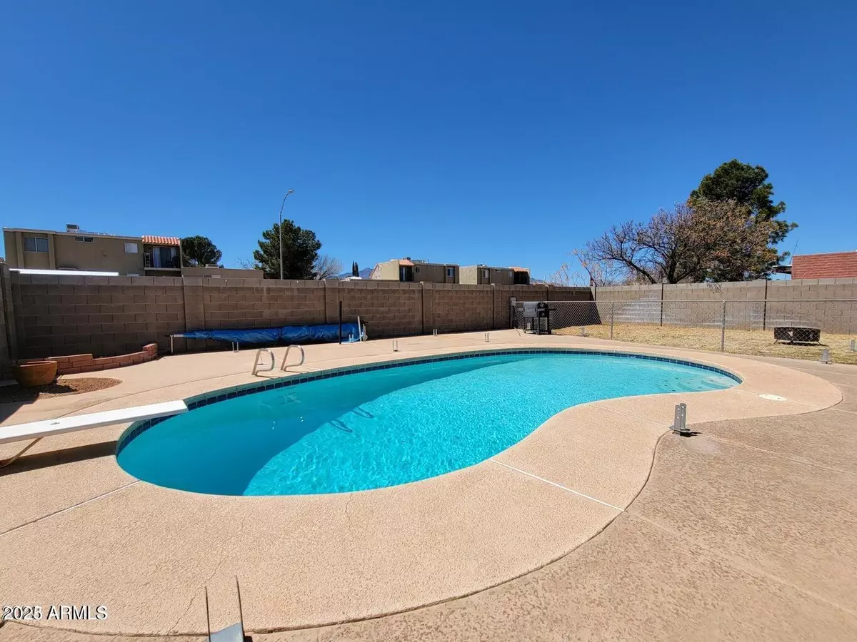 Sierra Vista, AZ 85635,1116 PLAZA AZUL --