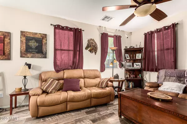 Phoenix, AZ 85042,2868 E DUNBAR Drive