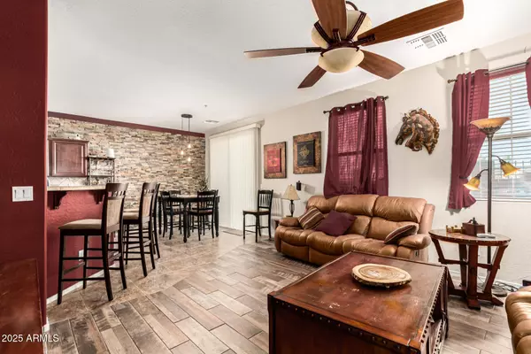 Phoenix, AZ 85042,2868 E DUNBAR Drive