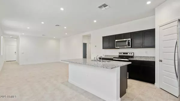 Apache Junction, AZ 85120,2108 W Sheridan Avenue