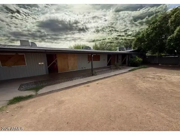 Phoenix, AZ 85013,834 W OSBORN Road
