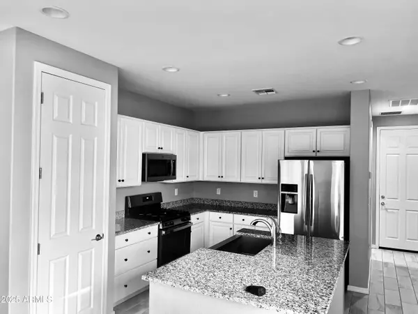 Gilbert, AZ 85295,4156 E JESSE Street