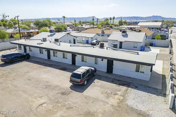 Phoenix, AZ 85009,927 S 35TH Avenue