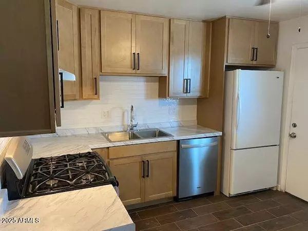 Phoenix, AZ 85051,8240 N 27TH Avenue