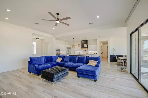 San Tan Valley, AZ 85144,1360 W Catherine Lane