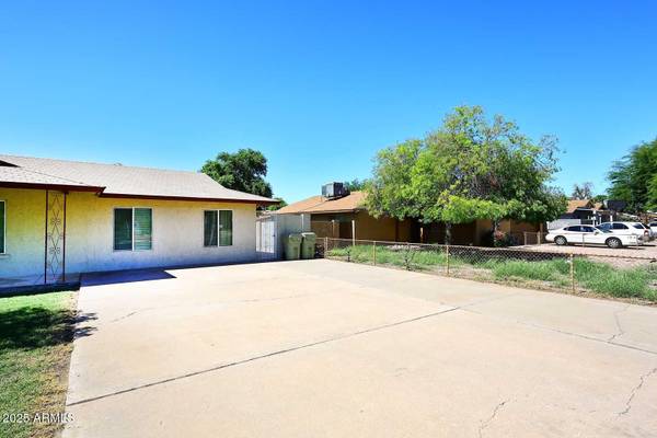 Glendale, AZ 85302,8334 N 55TH Avenue