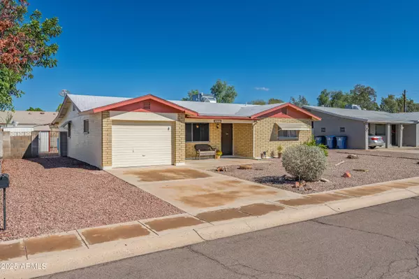 1694 W 13TH Avenue, Apache Junction, AZ 85120