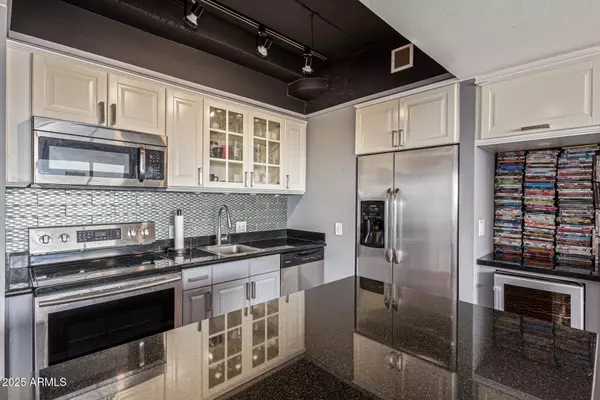 Phoenix, AZ 85012,4750 N CENTRAL Avenue #7B