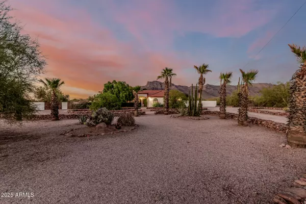 Apache Junction, AZ 85119,6190 E 22ND Avenue