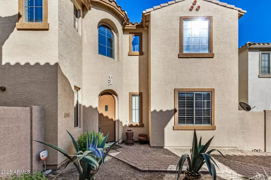 2406 W JAKE Haven, Phoenix, AZ 85085