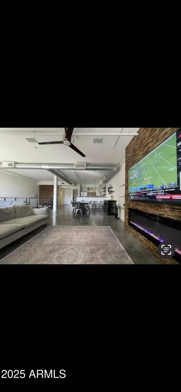 Phoenix, AZ 85004,1326 N CENTRAL Avenue #303