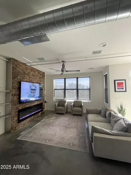 1326 N CENTRAL Avenue #303, Phoenix, AZ 85004