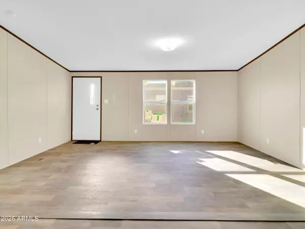 Black Canyon City, AZ 85324,19500 E GREGORY Street #16