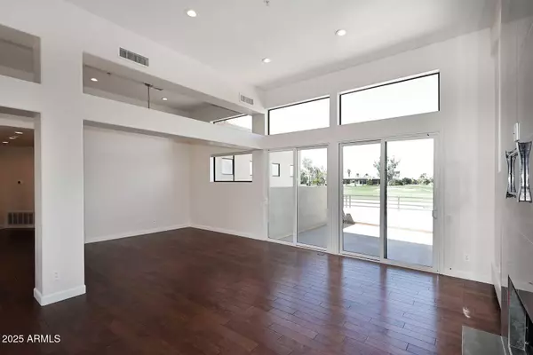 Scottsdale, AZ 85258,8989 N GAINEY CENTER Drive #211