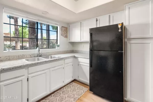 Paradise Valley, AZ 85253,6885 E COCHISE Road #132