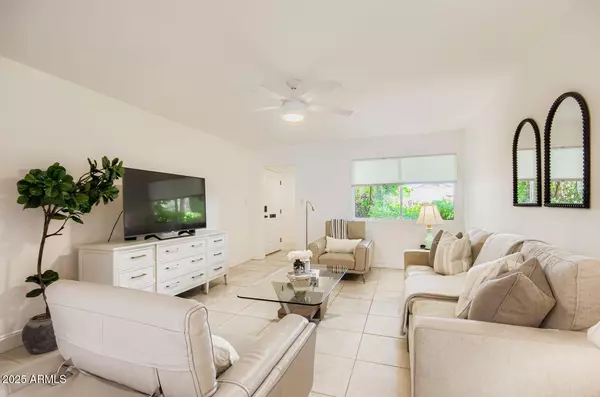 Scottsdale, AZ 85251,4730 N 76TH Place