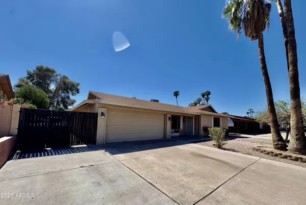 Mesa, AZ 85202,2313 W Catalina Avenue