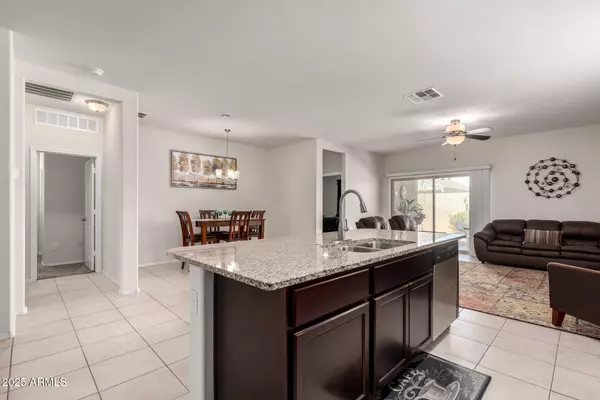 San Tan Valley, AZ 85143,5006 E SMOKY QUARTZ Road