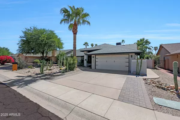 Scottsdale, AZ 85259,10867 E CLINTON Street