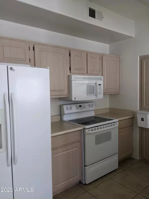 Tempe, AZ 85283,600 W GROVE Parkway #1053