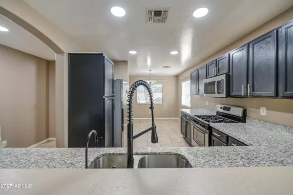 Phoenix, AZ 85043,4110 S 62ND Lane